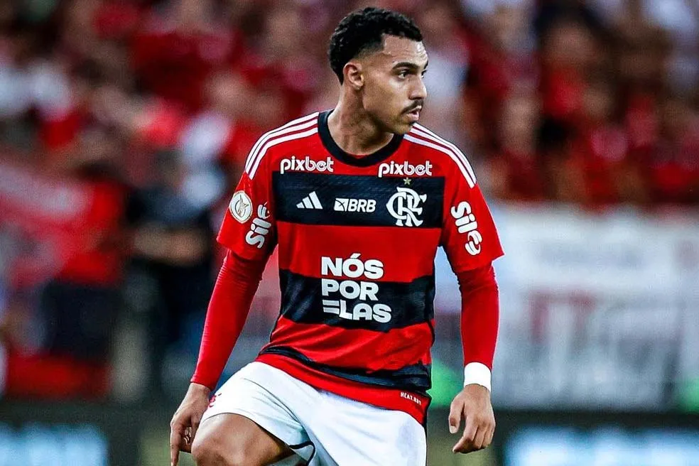 (Instagram: @matheus34) - Matheuzinho pelo Flamengo - Reprodução/Divulgação