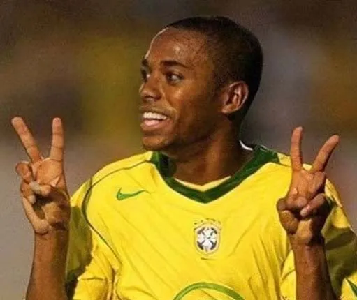 (Instagram: @robinho) - Robinho pela seleção Brasileira - Reprodução/Divulgação